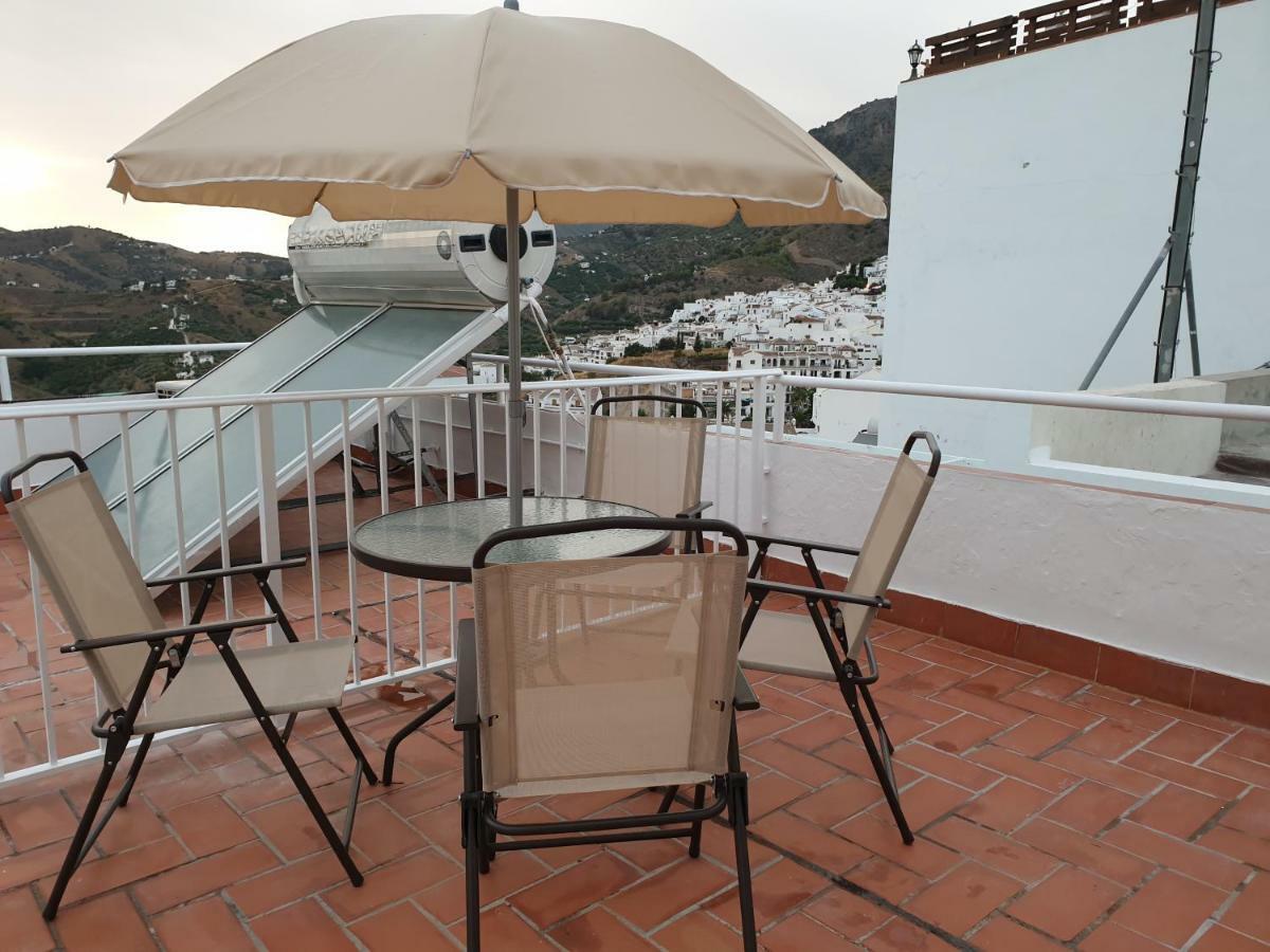 Apartamentos Alma Y Lola Frigiliana Kültér fotó